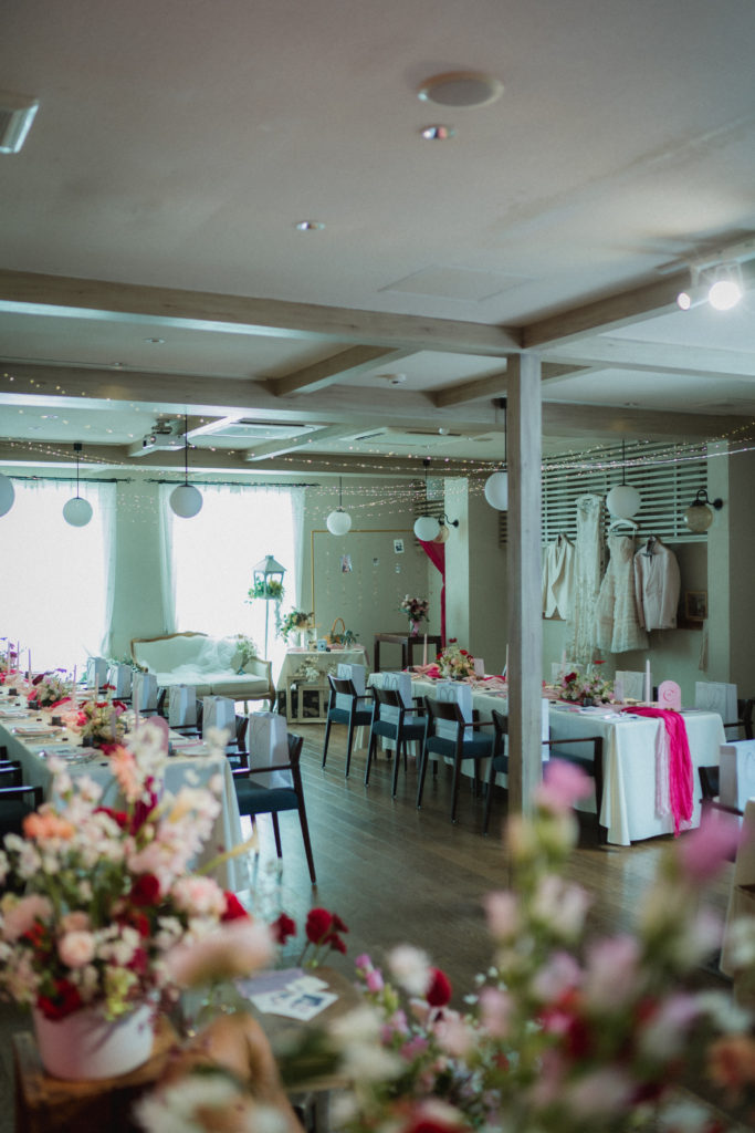 【7年ぶりの同窓会】家族×愛犬×友人たちと過ごす一軒家貸切Wedding♪